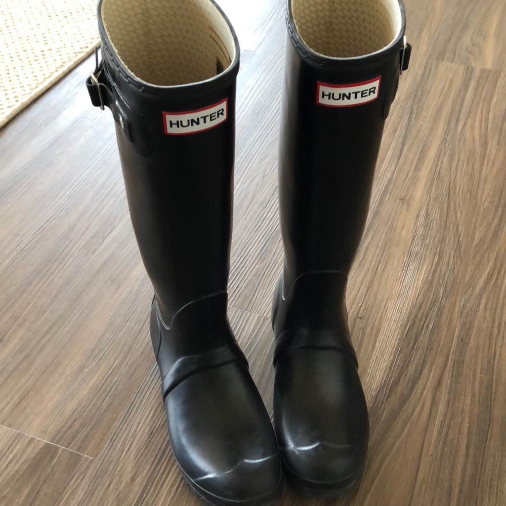 Ladies Hunter Tall Rain boots-Black size 7